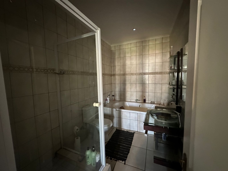3 Bedroom Property for Sale in Meerhof North West